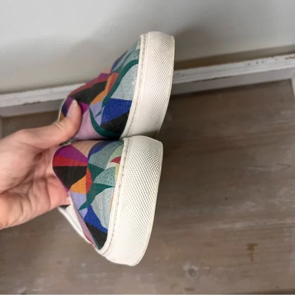 Katy Perry Shoes Womens Size 8 Geometric Colors Bright Leather Slip On Sneakers - Picture 5 of 8